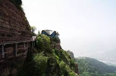 东太行景区开园迎客!玻璃栈道、观光索道.等你来体验_旅游_网